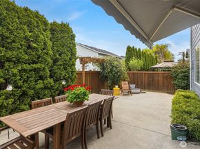 526 Rosario Avenue NE, Renton WA 98059