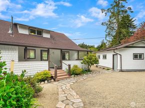 22113 Dockton Road SW, Vashon WA 98070
