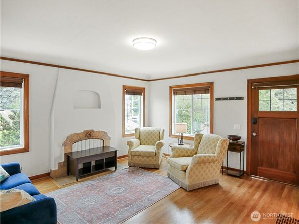 205 NW 101st Street, Seattle WA 98177