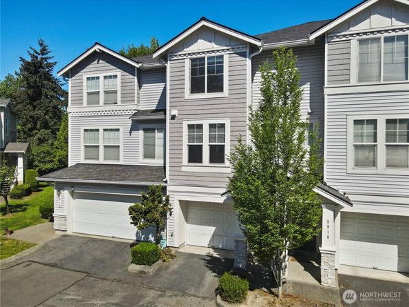5916 S 232nd Court 32, Kent WA 98032