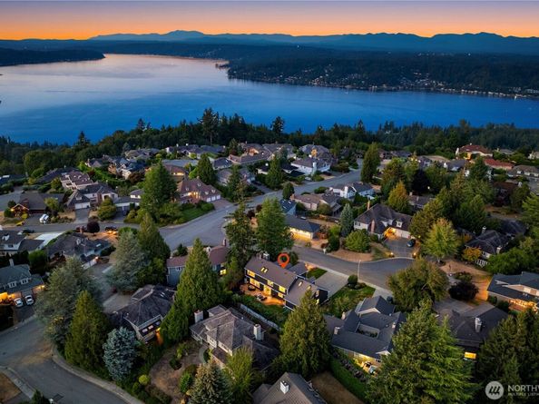 4511 173rd Avenue SE, Bellevue WA 98006