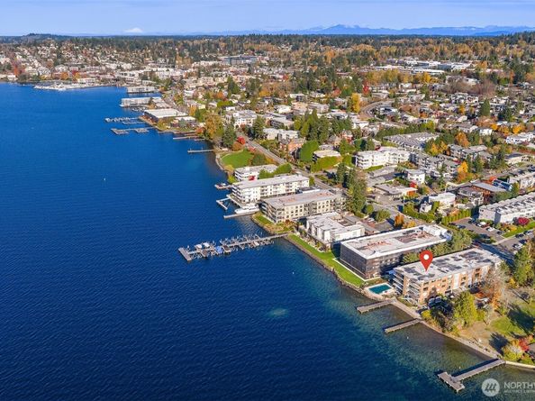 6225 Lake Washington Boulevard NE 208, Kirkland WA 98033