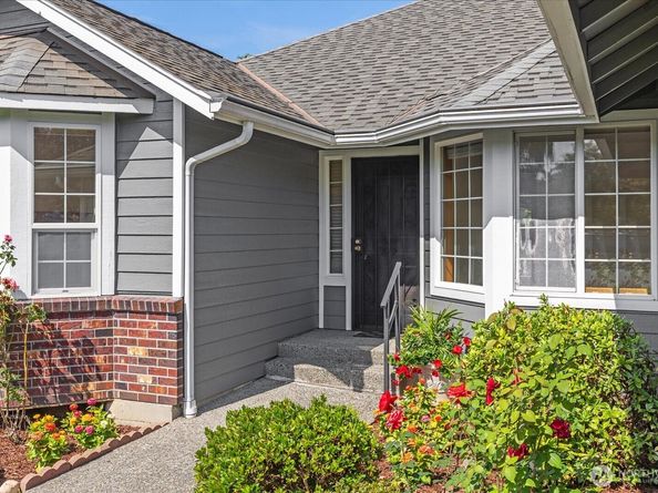 4121 173rd Street SW, Lynnwood WA 98037