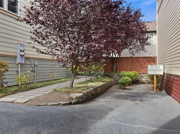 810 N 145th Lane, Shoreline WA 98133