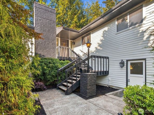 7011 165th Place SW, Edmonds WA 98026