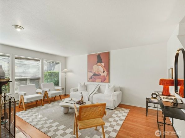 14441 124th Avenue NE A7, Kirkland WA 98034