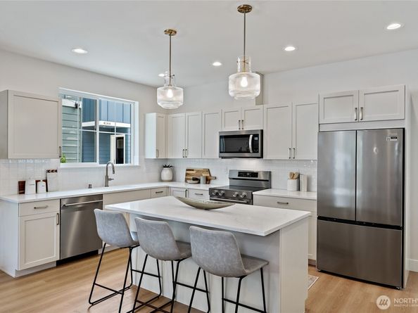 263 NW 42nd Street, Seattle WA 98107