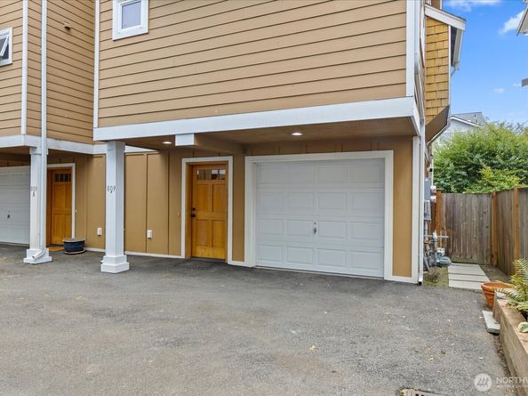 809 NW 53rd Street B, Seattle WA 98107