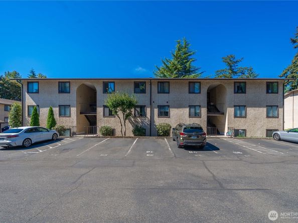 23511 102 Avenue SE D103, Kent WA 98031