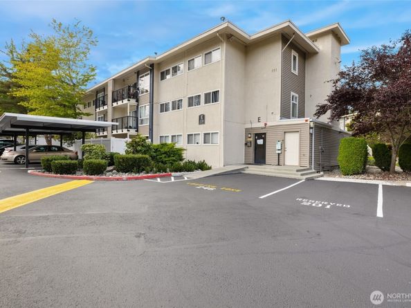 12700 NE 8th Street E102, Bellevue WA 98005