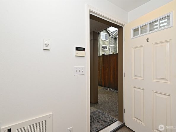 8509 Midvale Avenue N C, Seattle WA 98103