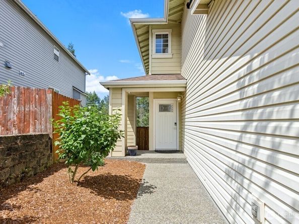 4206 S 137th Street, Tukwila WA 98168