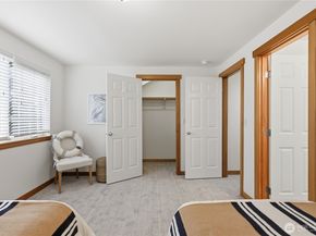 1368 Stonecress Lane NE, Bainbridge Island WA 98110