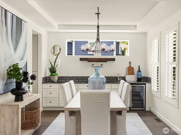 2933 NE Marquette Way, Issaquah WA 98029