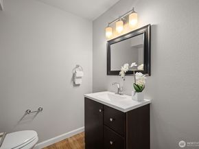 7639 SE 29th Street, Mercer Island WA 98040