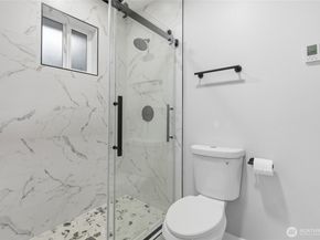 1927 42nd Avenue SW, Seattle WA 98116