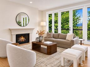5546 159th Place SE, Bellevue WA 98006