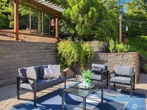 5546 159th Place SE, Bellevue WA 98006