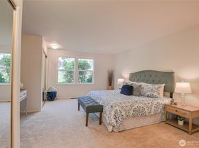 4016 220th Place SE 1137, Issaquah WA 98029