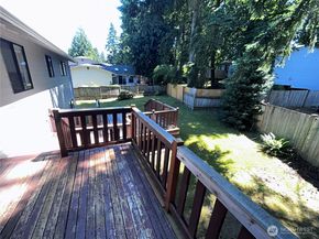 9139 NE 142nd Way, Kirkland WA 98034