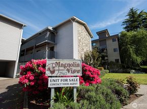 2562 Thorndyke Avenue W 405, Seattle WA 98199