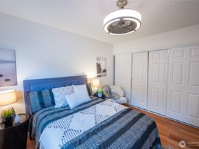2562 Thorndyke Avenue W 405, Seattle WA 98199