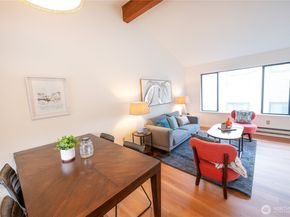 2562 Thorndyke Avenue W 405, Seattle WA 98199