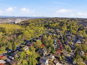 4586 22nd Avenue SW, Seattle WA 98106