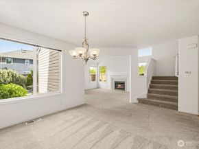 4726 NE 18th Pl B, Renton WA 98059