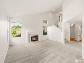 4726 NE 18th Pl B, Renton WA 98059