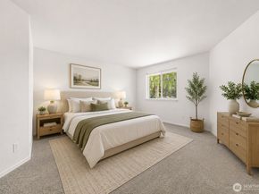 4726 NE 18th Pl B, Renton WA 98059