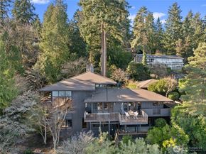 5425 96th Avenue SE, Mercer Island WA 98040