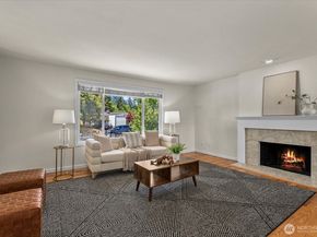 18711 64th Avenue W, Lynnwood WA 98037