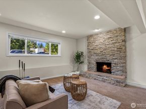 18711 64th Avenue W, Lynnwood WA 98037