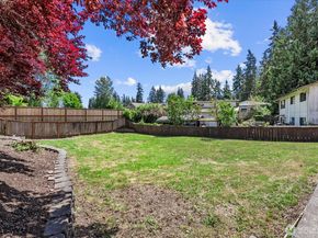 18711 64th Avenue W, Lynnwood WA 98037