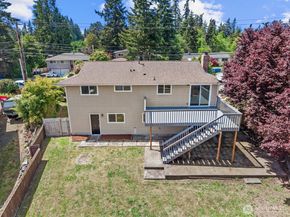 18711 64th Avenue W, Lynnwood WA 98037