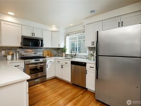 8505 Midvale Avenue N B, Seattle WA 98103