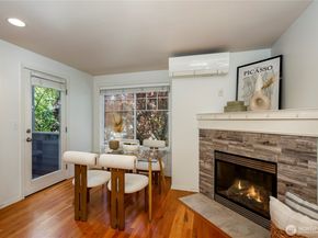 8505 Midvale Avenue N B, Seattle WA 98103