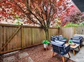 8505 Midvale Avenue N B, Seattle WA 98103