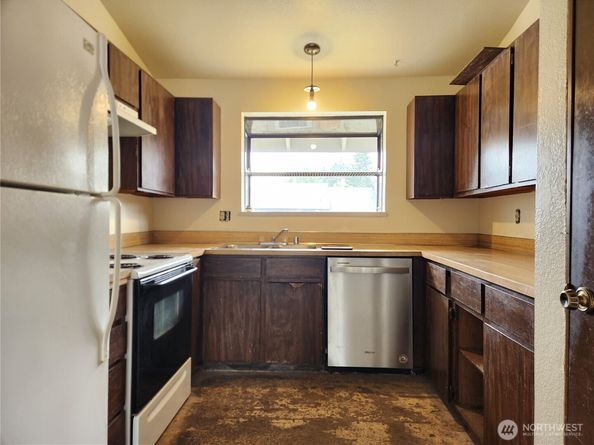 3435 Auburn Way S 31, Auburn WA 98092