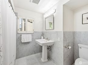1637 Broadmoor Drive E, Seattle WA 98112