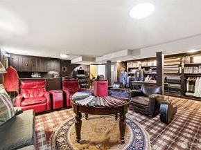 1637 Broadmoor Drive E, Seattle WA 98112