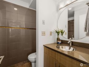 500 Fifth Avenue W 505, Seattle WA 98119