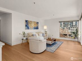 500 Fifth Avenue W 505, Seattle WA 98119