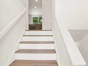 6900 131st Avenue SE, Bellevue WA 98006