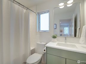 8319 25th Avenue NW, Seattle WA 98117