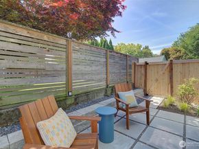 8319 25th Avenue NW, Seattle WA 98117