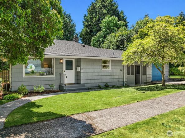 2265 NE 73rd Street, Seattle WA 98115