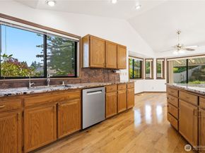 826 169th Place SW, Lynnwood WA 98037