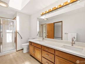 826 169th Place SW, Lynnwood WA 98037